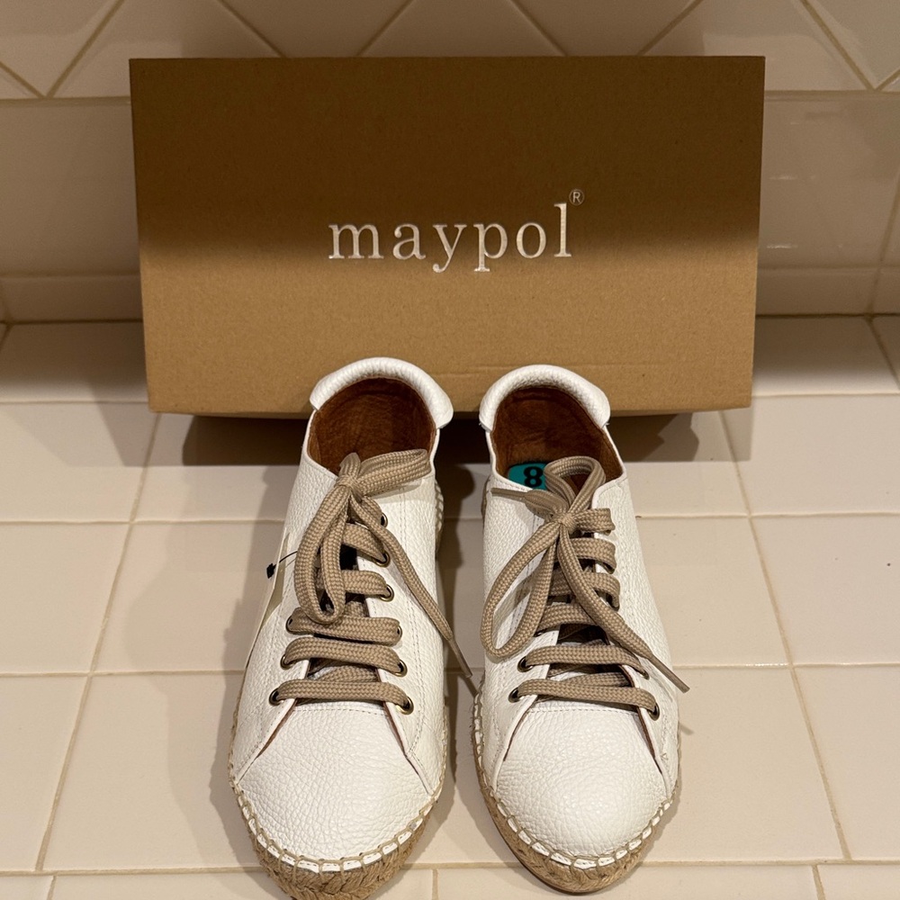 Maypol Women's leather White Sneakers size 8